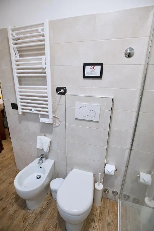 Il Magnifico Apartment CTA 0*,